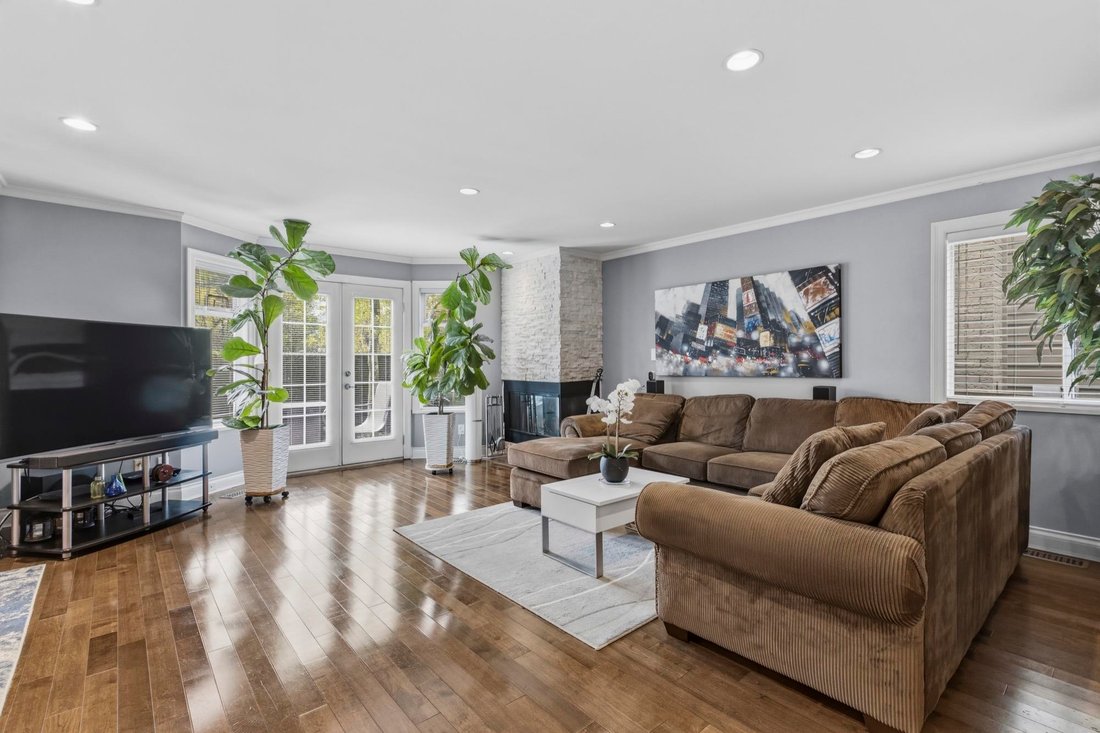 House in Vancouver, British Columbia, Canada 5 - 18256703