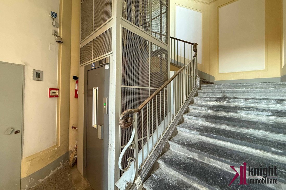 Villa in Chiaia, Naples, Campania 2 - 15833254