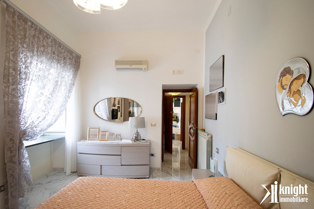 Apartment in Posillipo, Naples, Campania 4 - 17471282