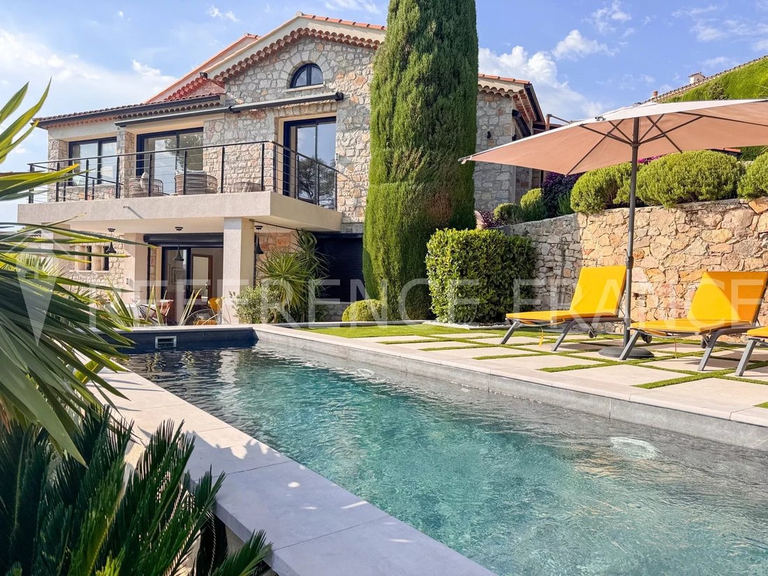 Villa in France 1 - 18241329