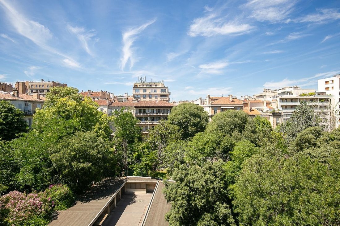 Apartment in Pointe Rouge, 8e Arrondissement, Marseille 2 - 18251109