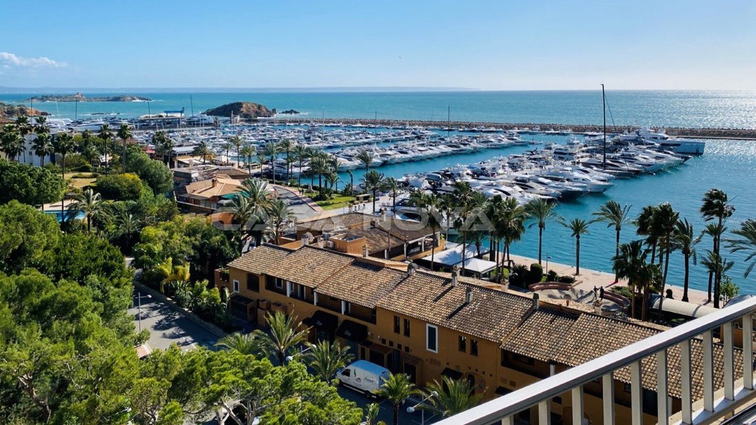 Penthouse in Portals Nous, Calvià, Balearische Inseln 1 - 18244539
