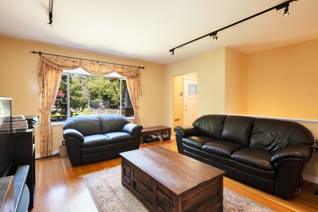 House in Vancouver, British Columbia, Canada 5 - 18256932