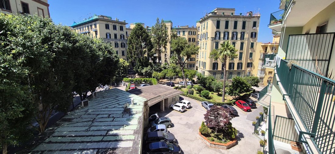 Apartment in Vomero, Naples, Campania 3 - 18250316