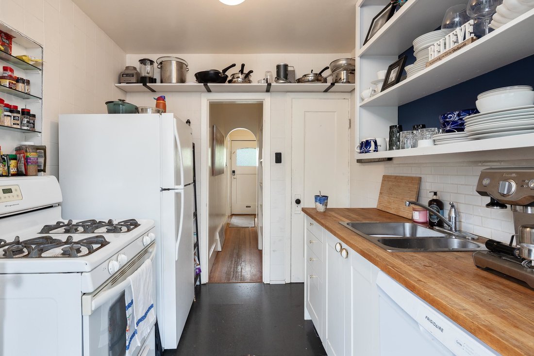 House in Vancouver, British Columbia, Canada 4 - 18256974