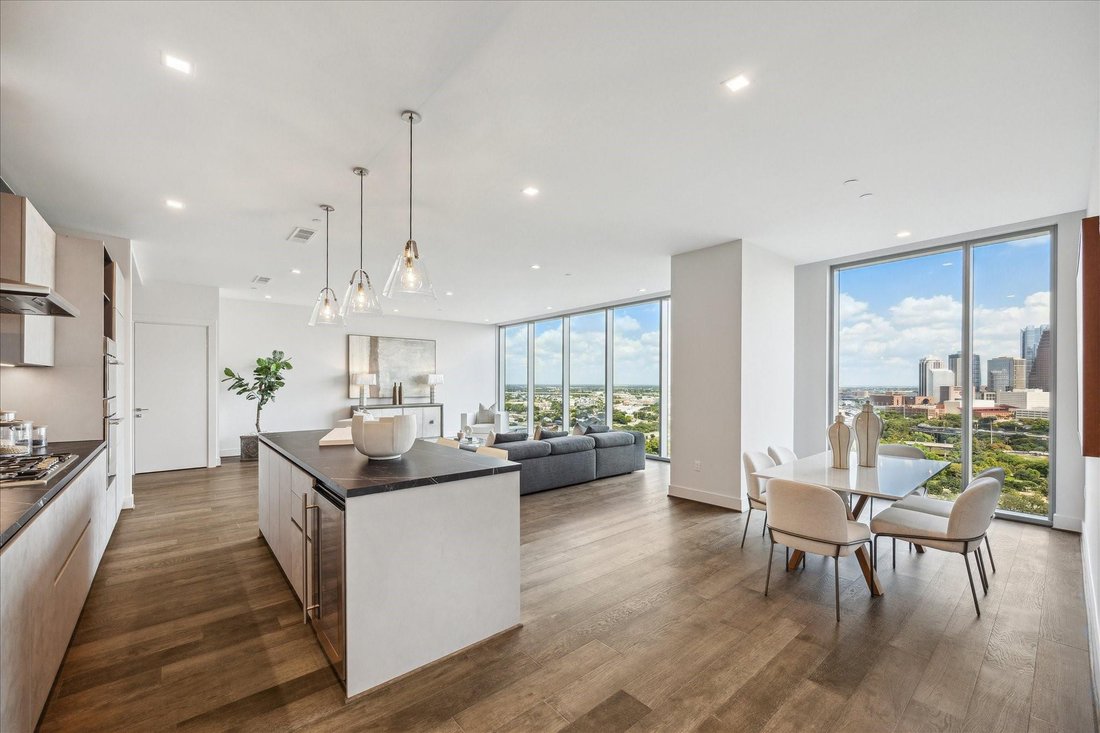 Condo in Houston, Texas, United States 5 - 18255340