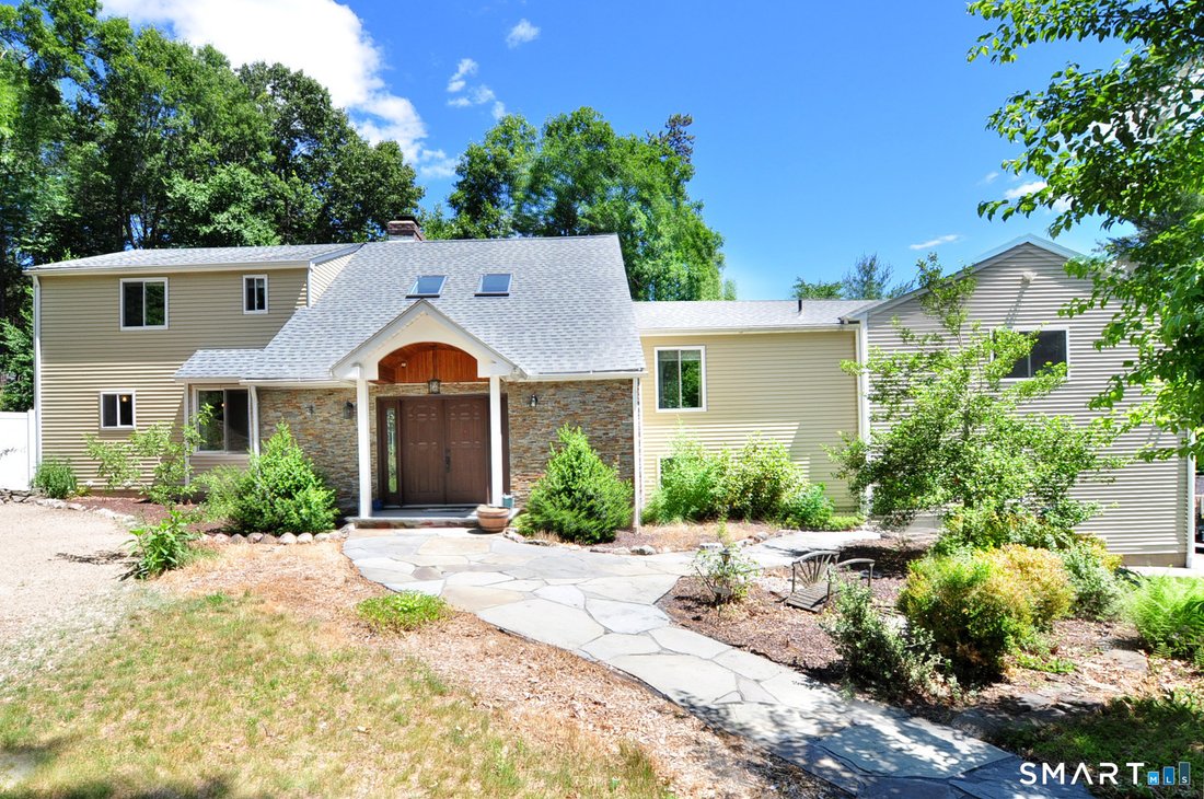 House in Granby, Connecticut, United States 1 - 18254739