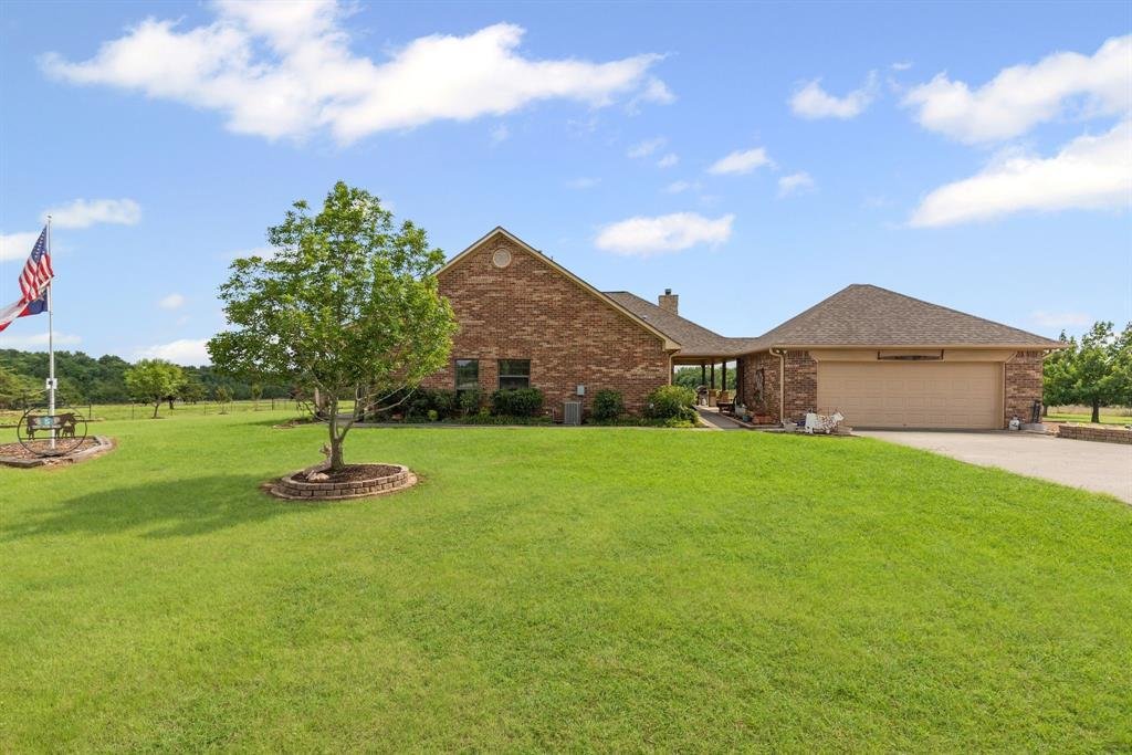 House in Celeste, Texas, United States 5 - 18255202