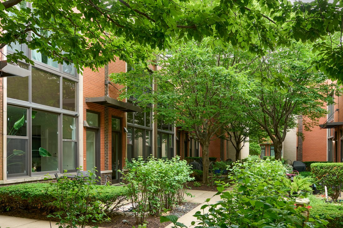 Condo in Chicago, Illinois, United States 4 - 18255028