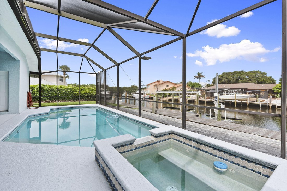 House in Fort Pierce, Florida, United States 5 - 18254932