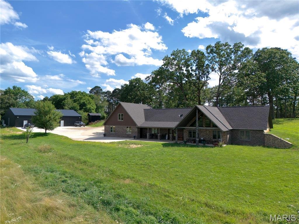 House in Ellsinore, Missouri, United States 1 - 17174424