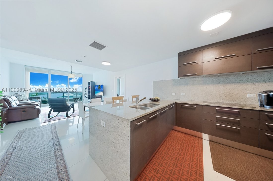 Condo in Miami, Florida, United States 3 - 16606082