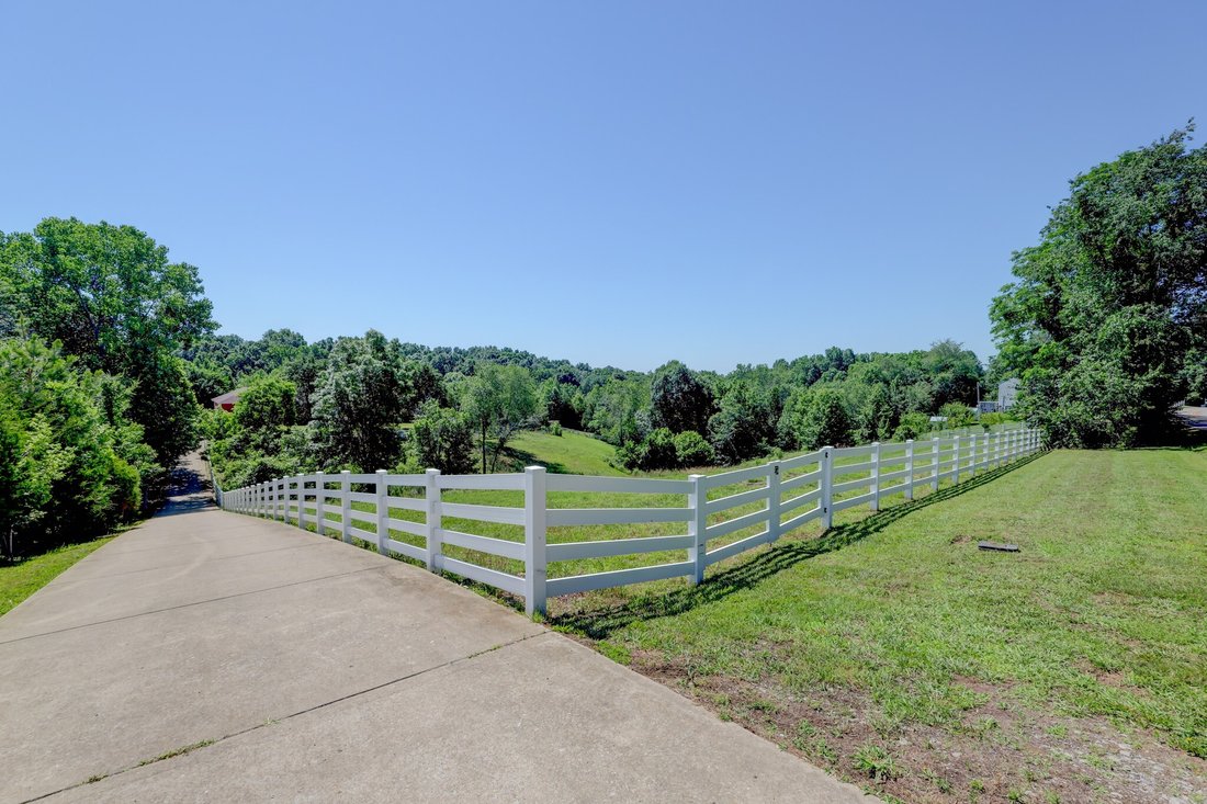 House in Clarksville, Tennessee, United States 2 - 18255070