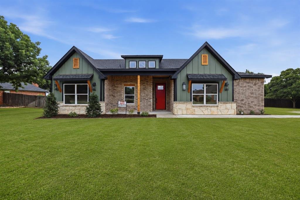 House in Granbury, Texas, United States 1 - 17979105