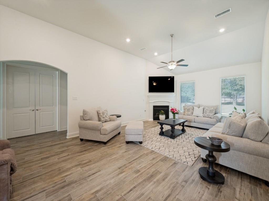 House in Gainesville, Texas, United States 5 - 18255133