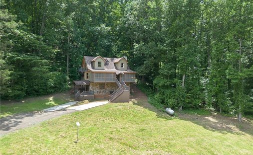House in Fairmount, Georgia, United States 1