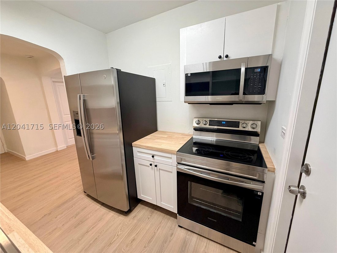 House in Miami, Florida, United States 5 - 18254628