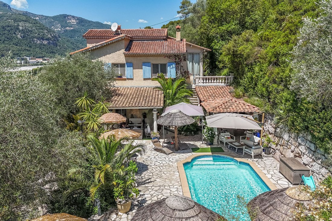 Villa in Nice, Provence-Alpes-Côte d'Azur, France 1 - 18256824