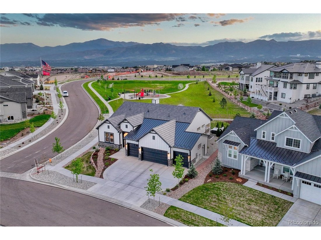 House in Colorado Springs, Colorado, United States 2 - 18257797