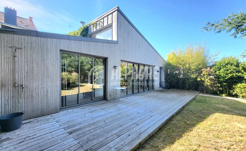 Villa in Méan Penhöet, Saint-Nazaire, France 1