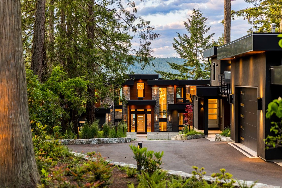 House in North Saanich, British Columbia, Canada 2 - 14885106
