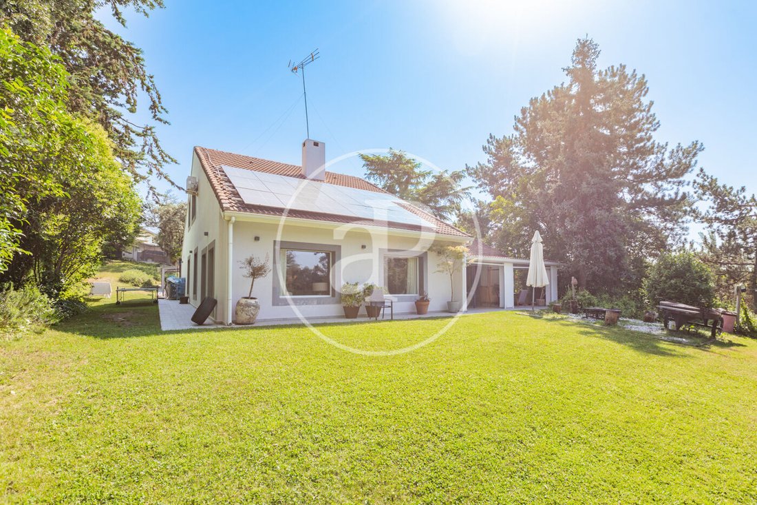 Villa in Tres Cantos, Comunidad de Madrid, Spain 4 - 18257620