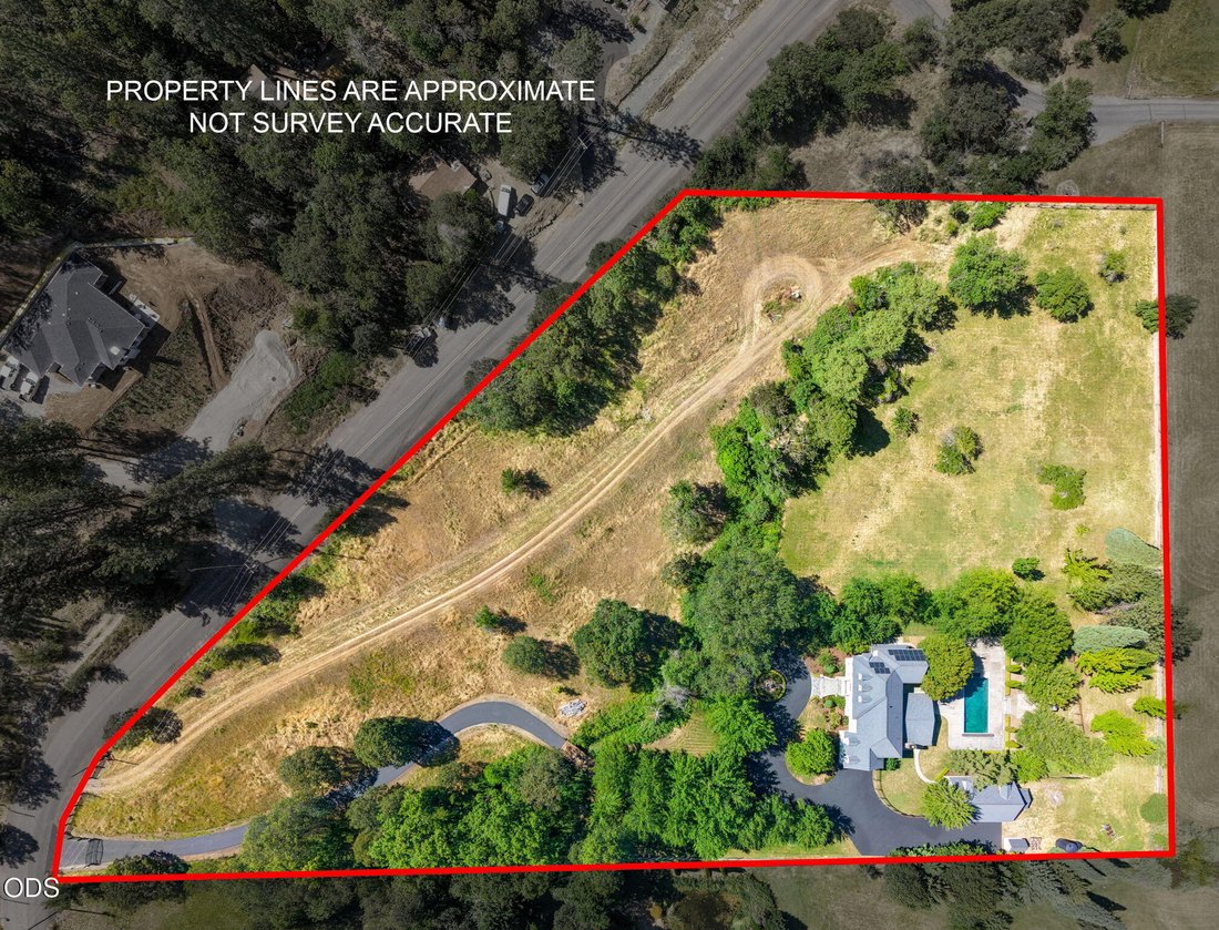 House in Medford, Oregon, United States 3 - 18257039