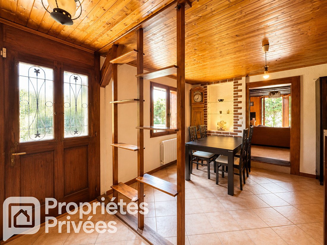 Villa in Thoiry, Auvergne-Rhône-Alpes, France 2 - 18256144