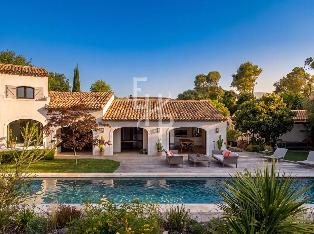 House in Valbonne, Provence-Alpes-Côte d'Azur, France 2 - 18167643