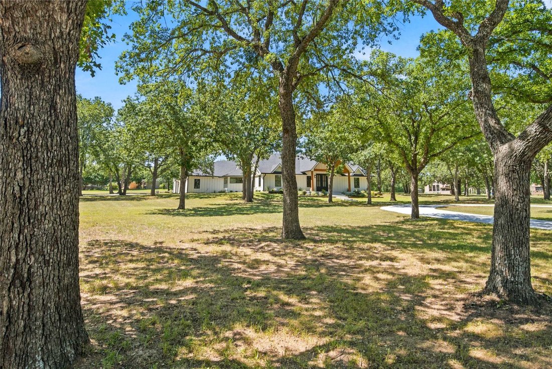 House in Stephenville, Texas, United States 3 - 18256670