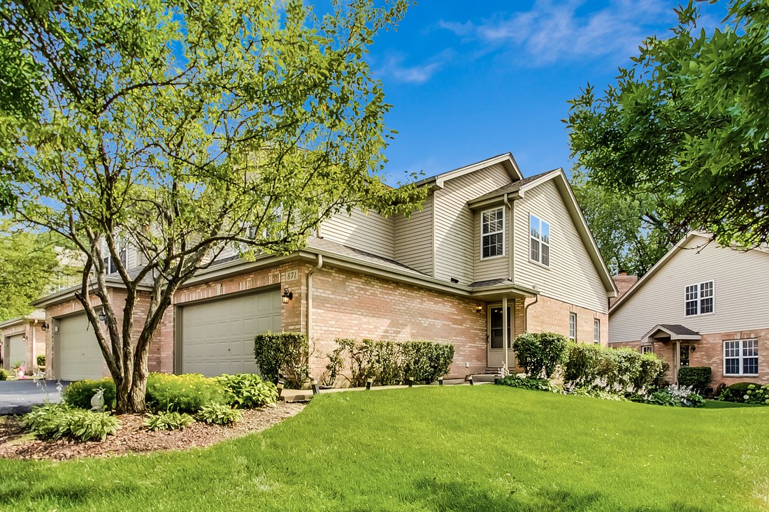 Townhouse in Roselle, Illinois, United States 1 - 18257776