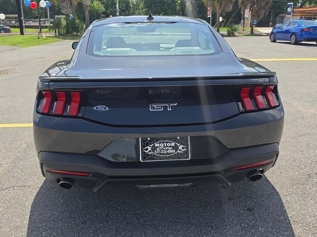 Coupe in Lafayette, LA, United States 5 - 18171137