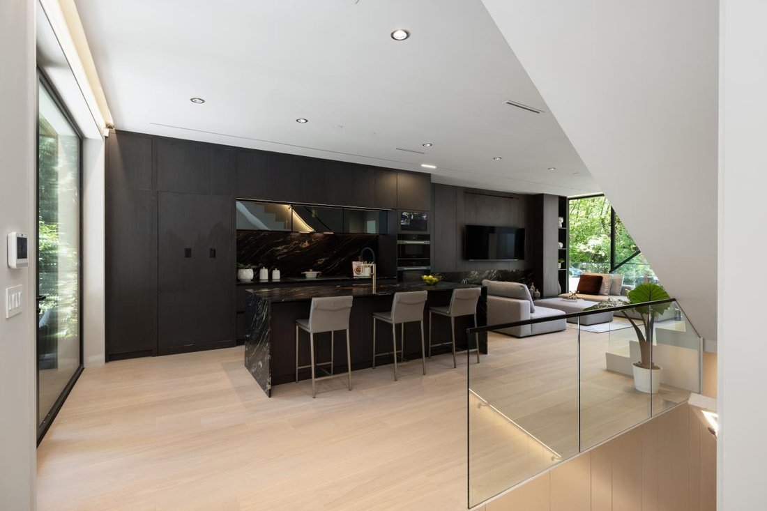 House in Vancouver, British Columbia, Canada 4 - 18258198
