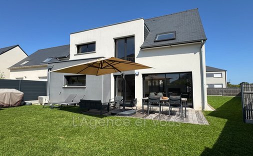 Villa in Saint-Coulomb, Brittany, France 1