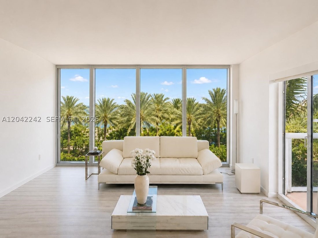 Condo in Bal Harbour, Florida, United States 1 - 18257727