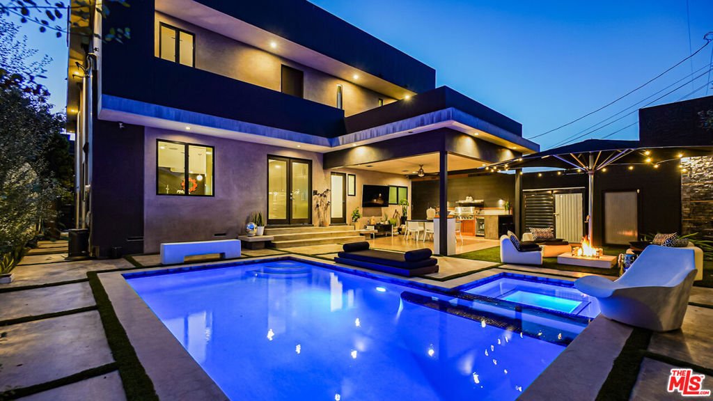 House in Los Angeles, California, United States 1 - 18257686