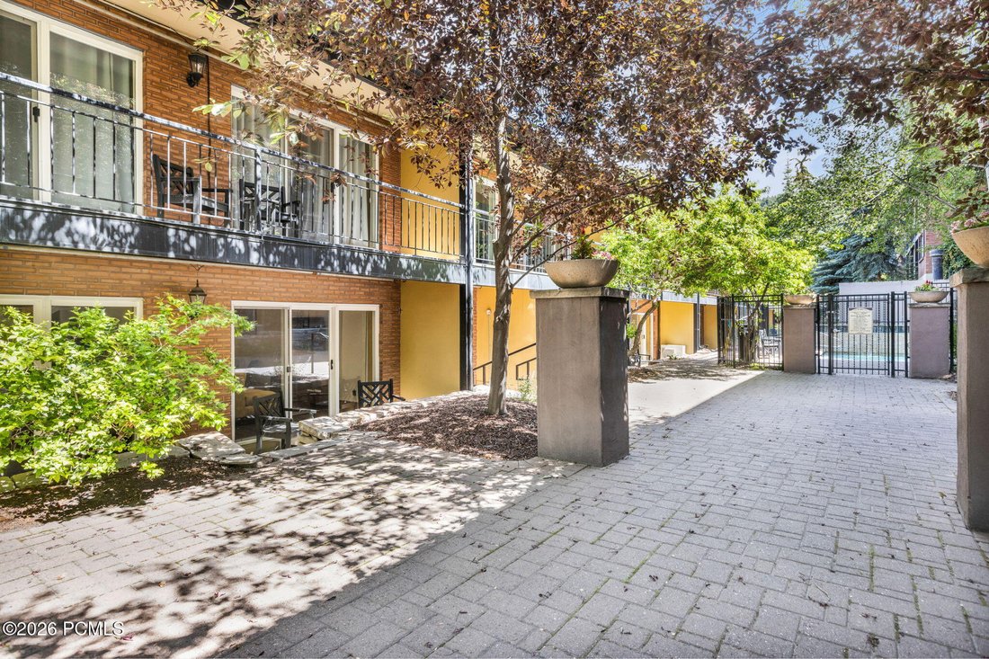 Condo in Park City, Utah, United States 3 - 18258321