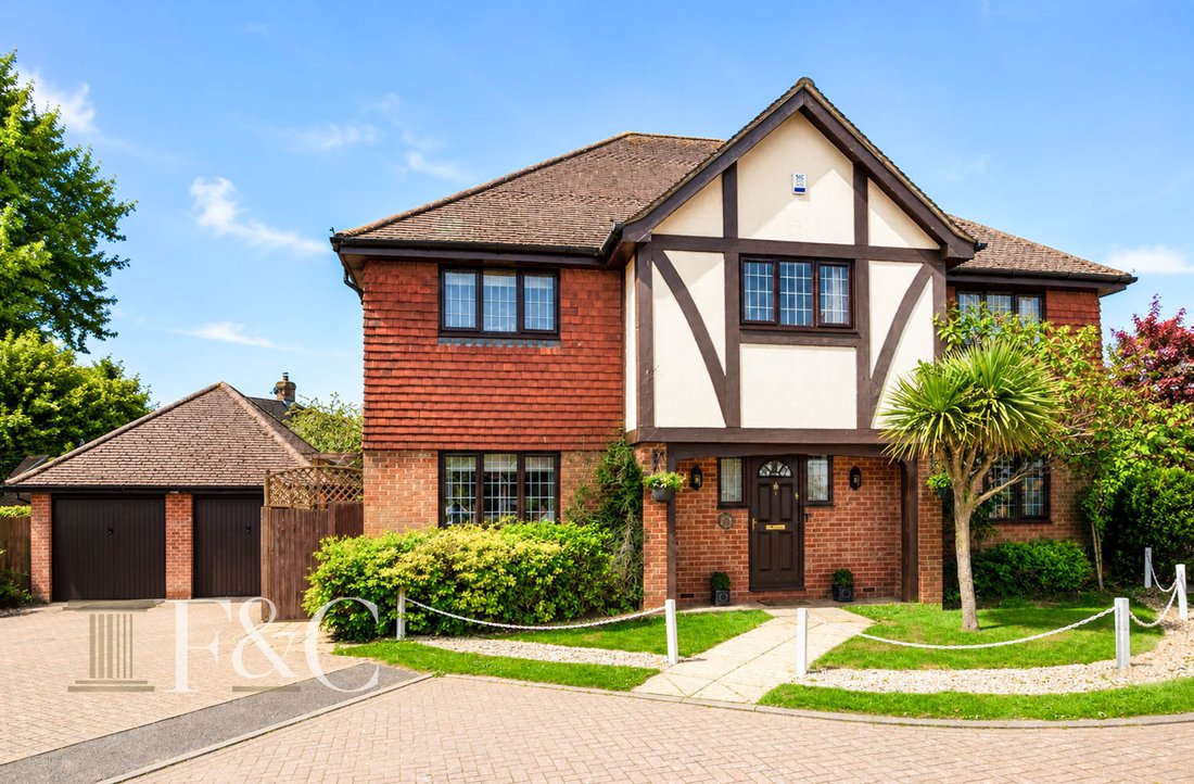 House in Goff's Oak, Waltham Cross, England 1 - 17850240