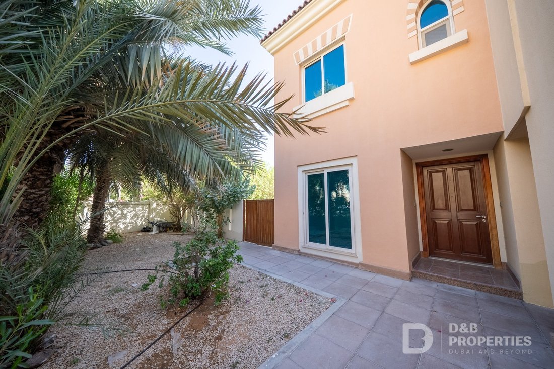 Villa in Al Hebiah Fourth, Al Hebiah, Dubai 4 - 18258005