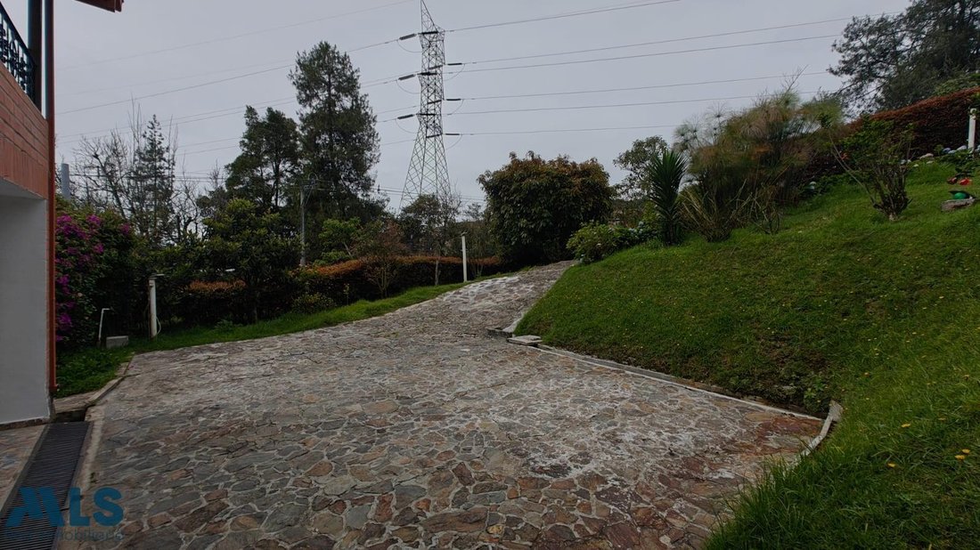 House in Envigado, Retiro, Colombia 2 - 18258374