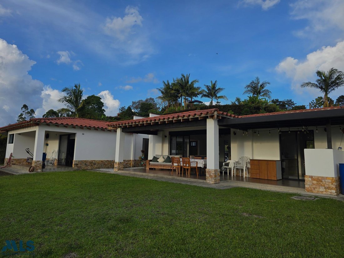 Finca in Garrido, Antioquia, Colombia 1 - 18258352