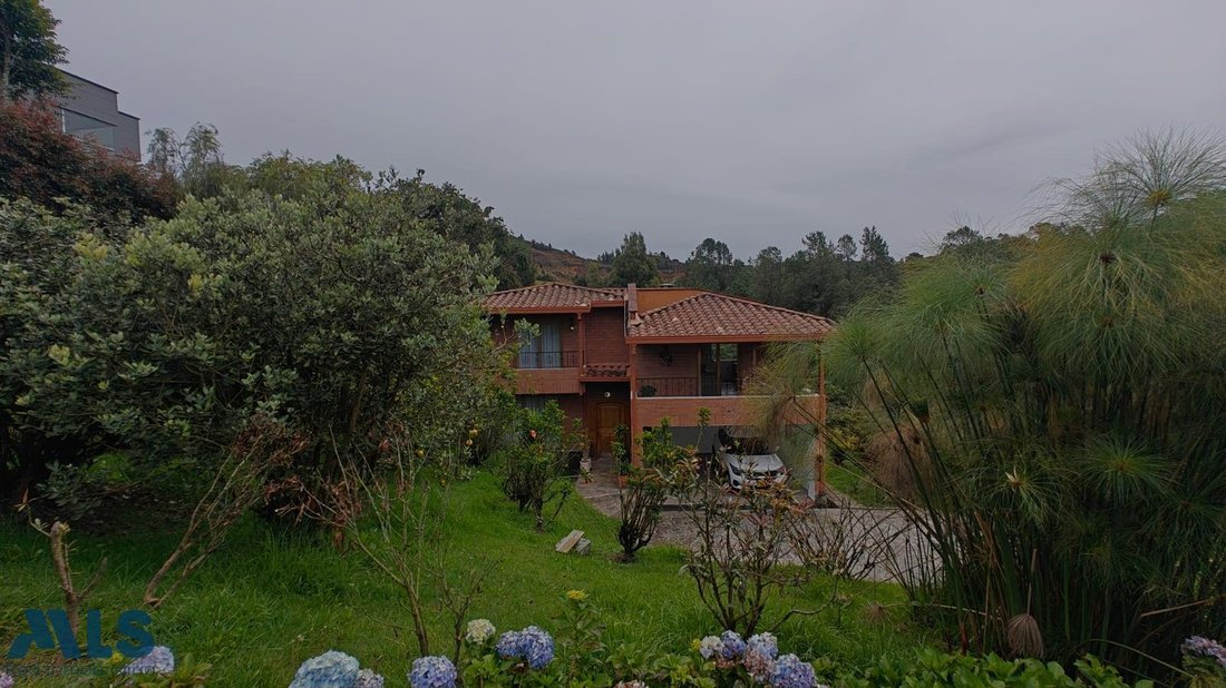 House in Envigado, Retiro, Colombia 1 - 18258374