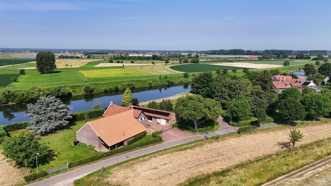 Farm Ranch in Roosteren, Limburg, Netherlands 1 - 17239363