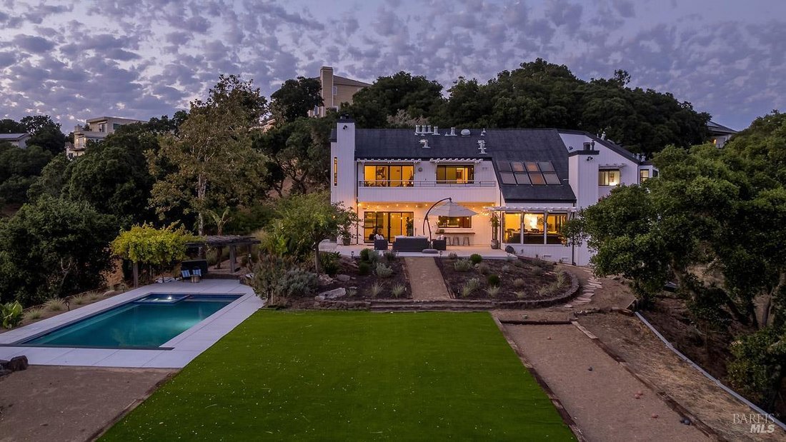 House in Petaluma, California, United States 1 - 18258346