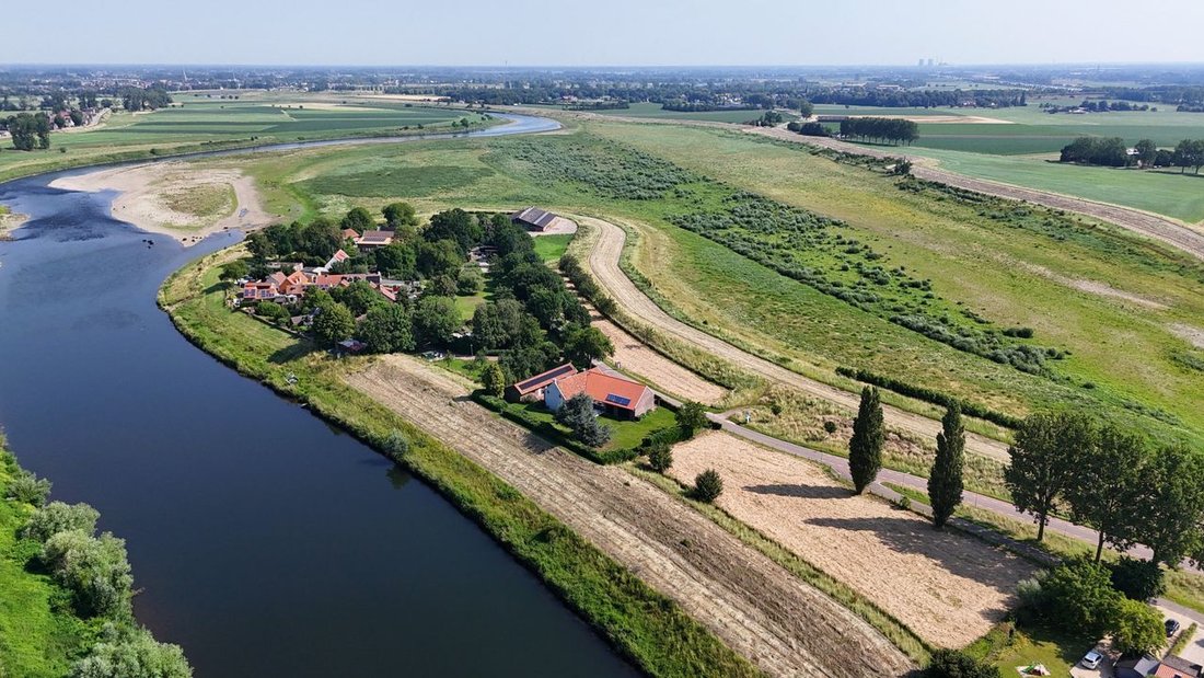 Farm Ranch in Roosteren, Limburg, Netherlands 2 - 17239363