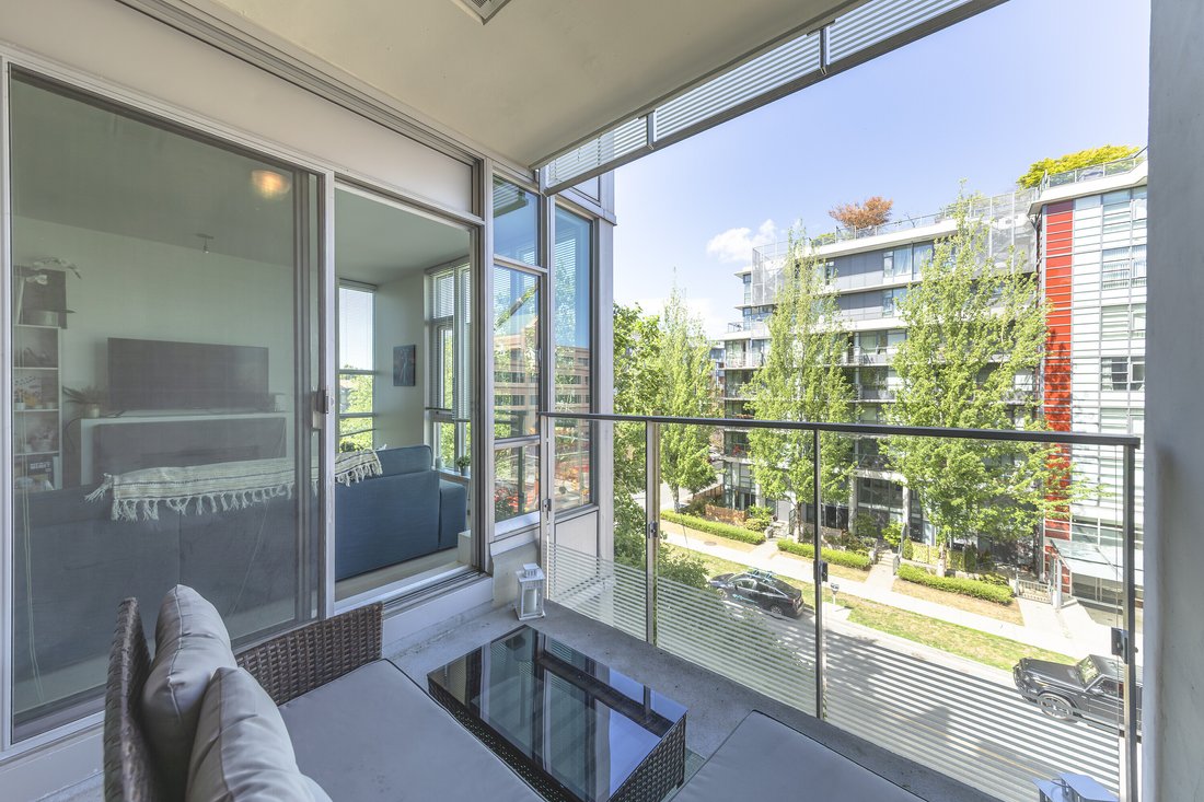 Condo in Vancouver, British Columbia, Canada 3 - 18258361