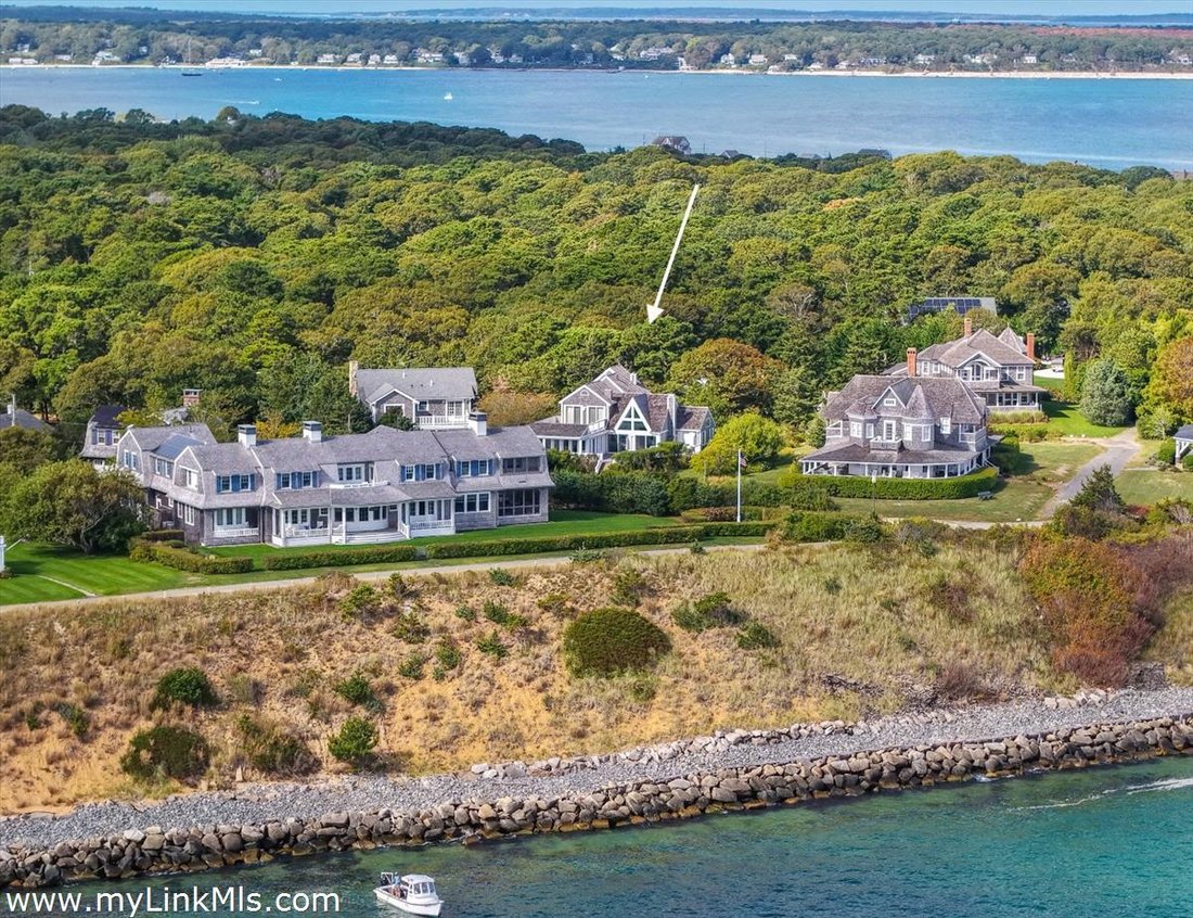 House in Oak Bluffs, Massachusetts, United States 1 - 18258478