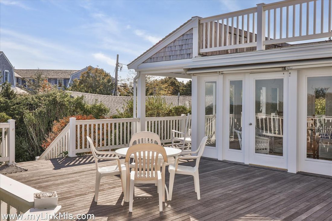 House in Oak Bluffs, Massachusetts, United States 4 - 18258478