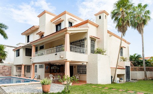 House in Cancún, Quintana Roo, Mexico 1