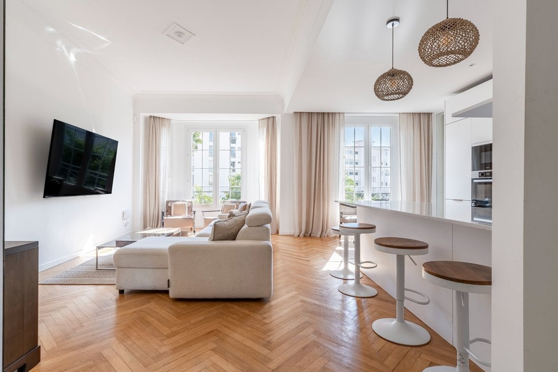 Apartment in Saint Nicolas, Cannes, France 2 - 18258367